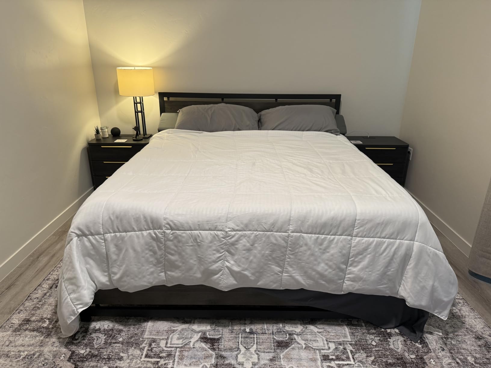Novilla King Size Mattress in a Box, 14 Inch King Gel Memory Foam Mattress | Cooling Night Sleep & Pressure Relief & Motion Isolation, CertiPUR-US Certified customer photo 1