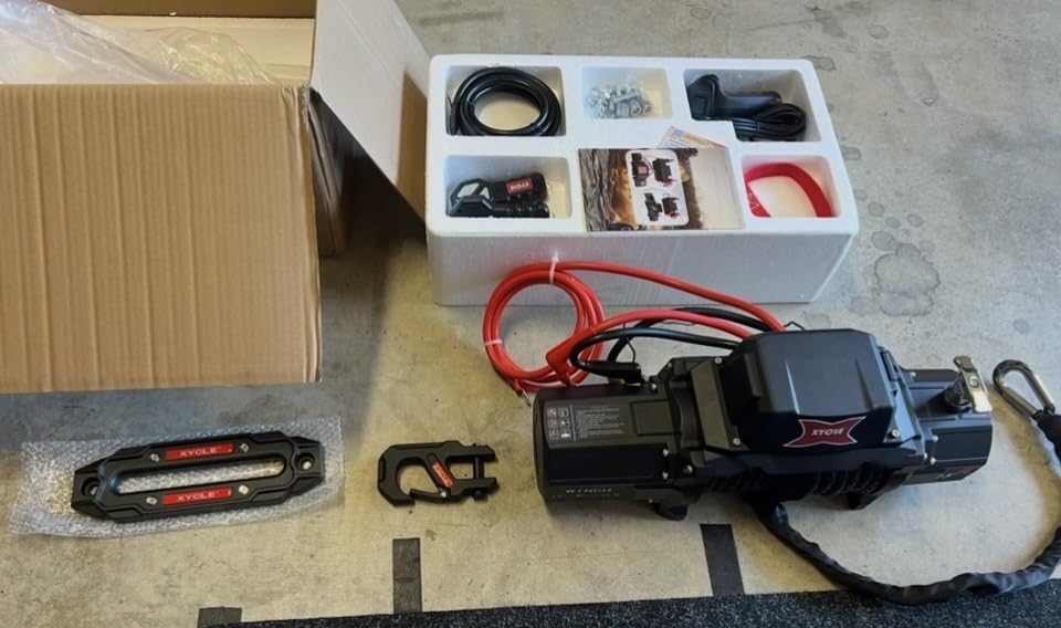 12,000 lb Recovery Winch,12V Electric Winch with 1/2” x70 FT Synthetic Rope,IP68 Waterproof,Anti Slip Roller,All-Metal Housing,2 Wireless Remotes & Wired Controller for Jeep,SUV,Truck & Trailer customer photo 2