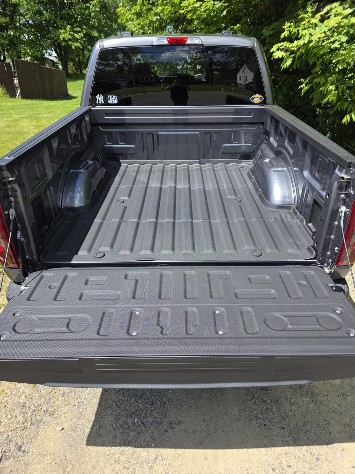 TripleAliners 5.5FT Truck Bed Mat for 2024-2026 Ford F150 & Lightning customer photo 2