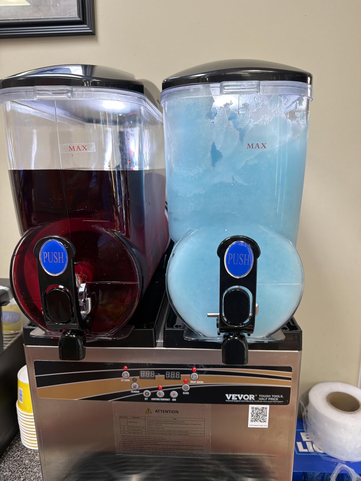 VEVOR Slushie Machine, 15L Single Tank Commercial Margarita Machine, 60 Cups Stainless Steel Margarita Smoothie Frozen Drink Machine, Slushy Machine for Home Party Restaurants Cafe Bars customer photo 1