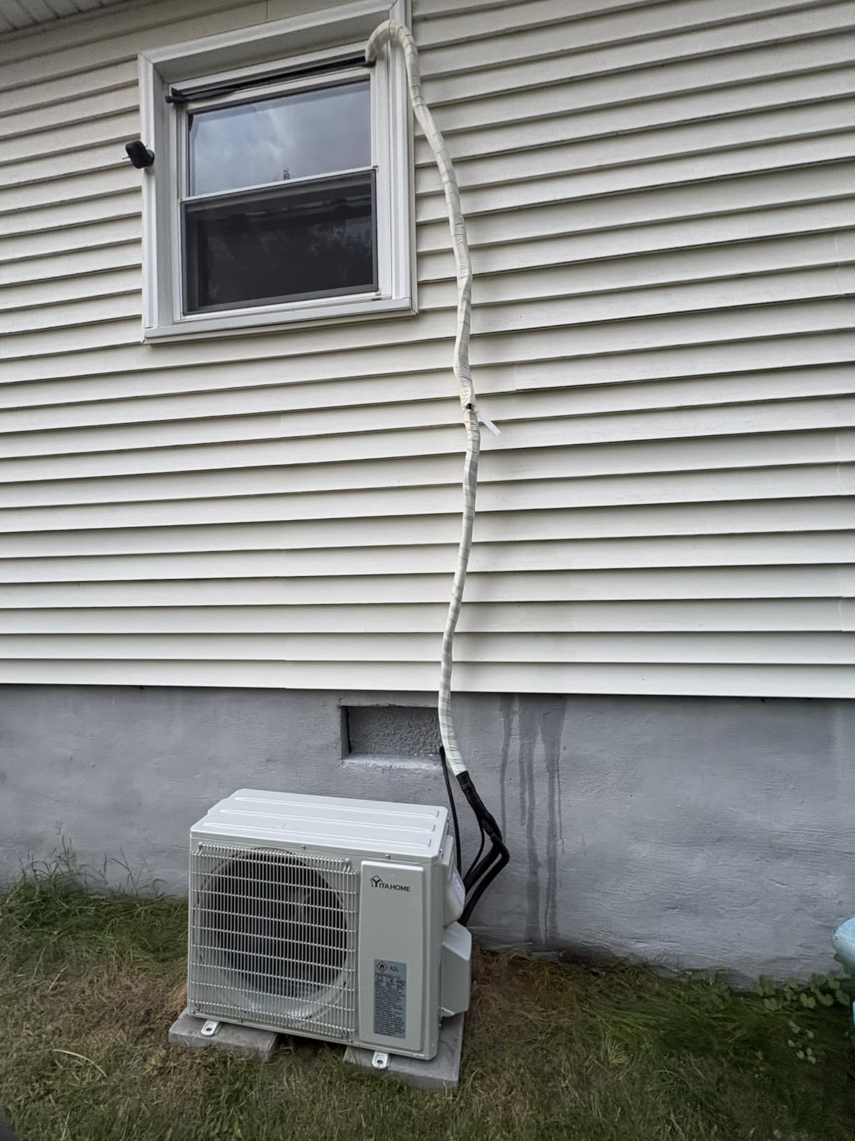 YITAHOME 21 SEER2 18000 BTU Mini Split AC/Heating System 208-230V customer photo 1