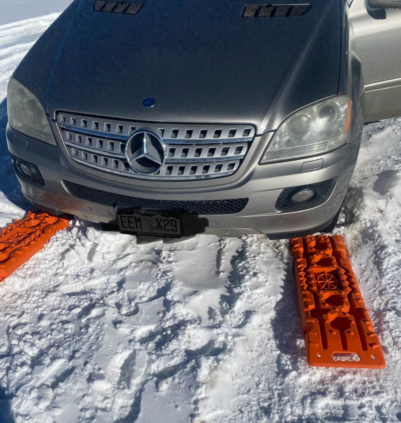 Off-Road Traction Boards, 2Pcs Recovery Tracks for Jeep, Truck & SUV – Heavy-Duty Traction Mats for Mud, Snow & Sand with Storage Bag for Emergency Tire Ramp (Orange) customer photo 2