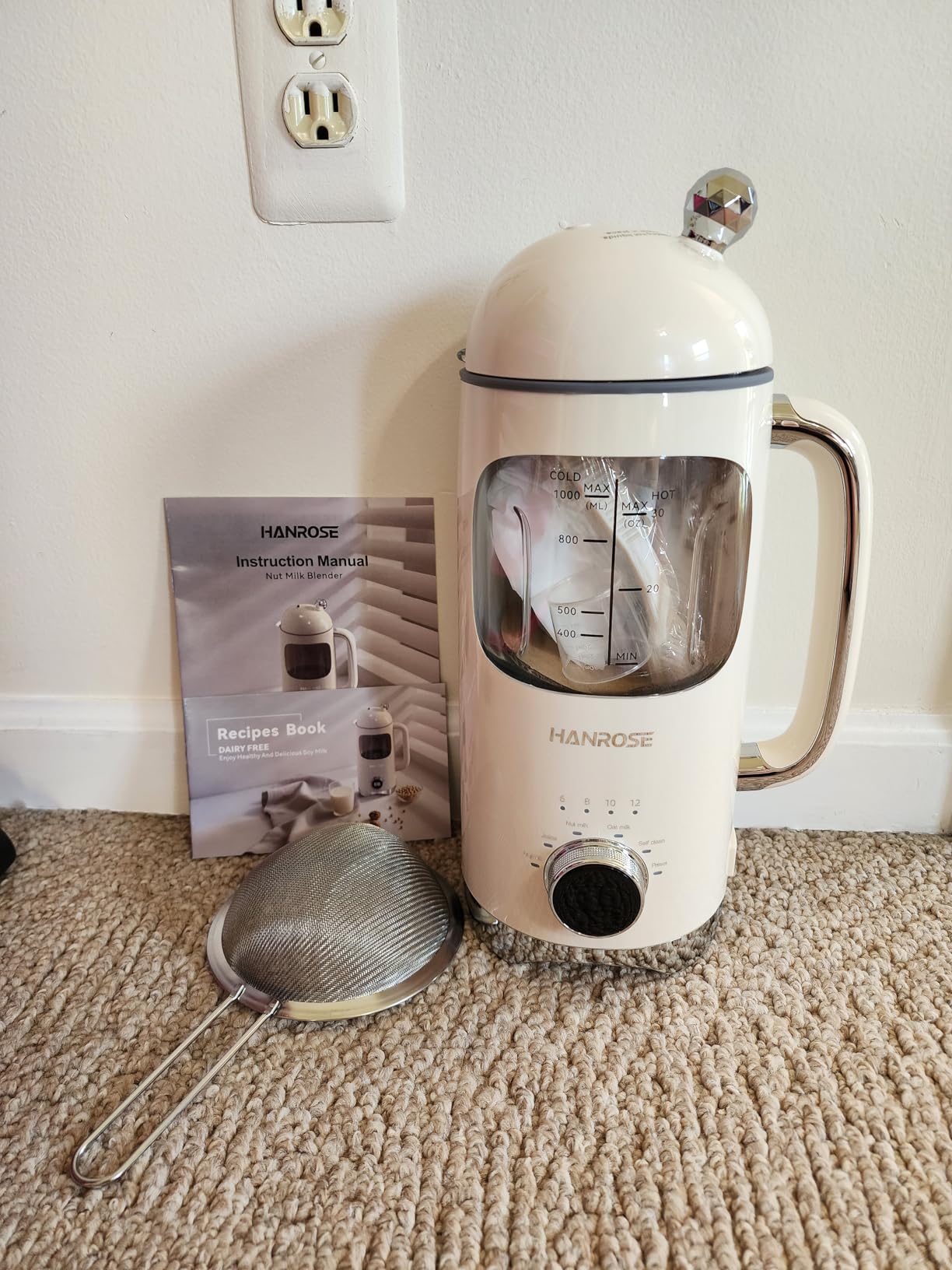 Nut Milk Maker Machine, 34 oz BPA-Free Glass Jar, 8-Blade System customer photo 1