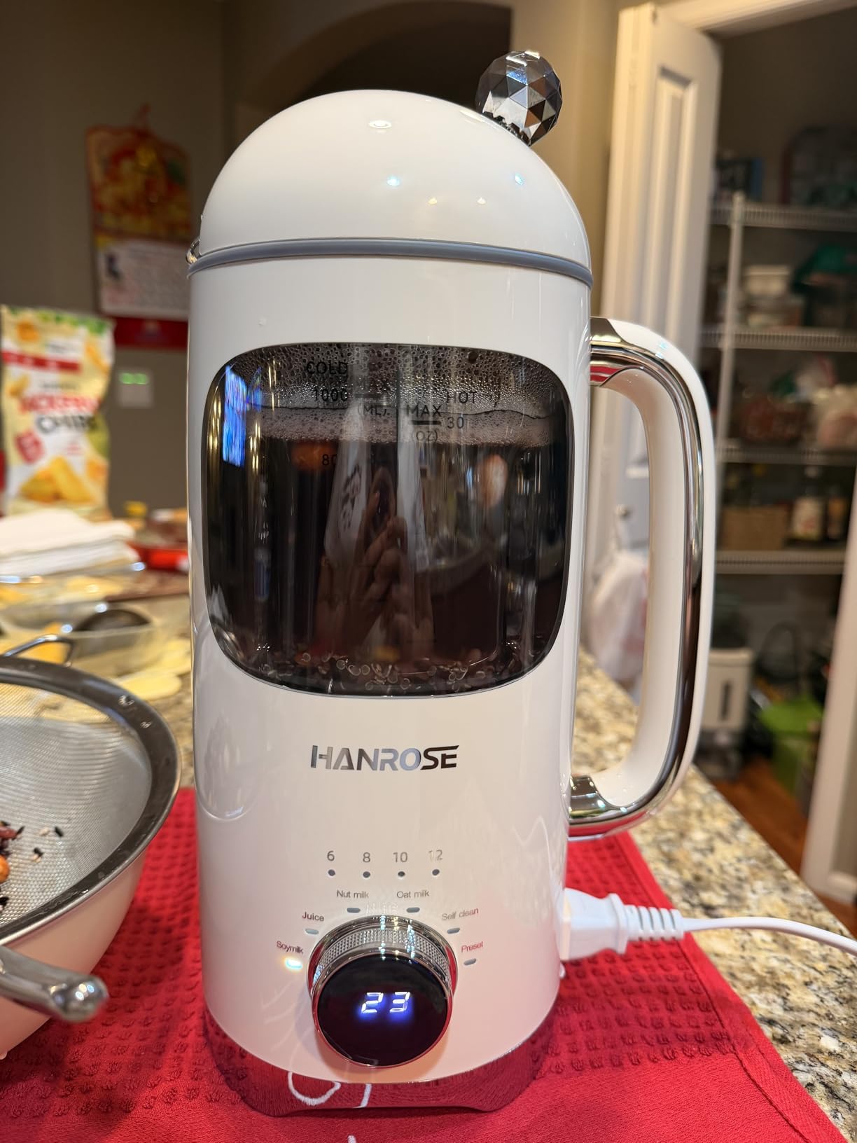 Nut Milk Maker Machine, 34 oz BPA-Free Glass Jar, 8-Blade System customer photo 2