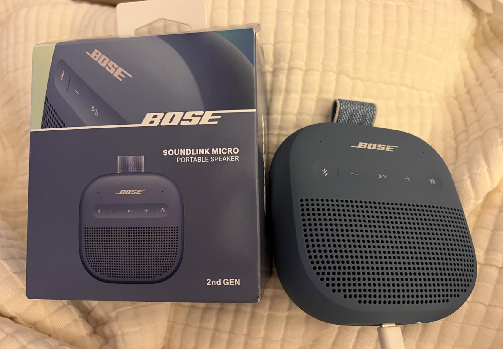 Bose SoundLink Micro Portable Bluetooth Speaker (2nd Gen), Waterproof and Dustproof customer photo 2