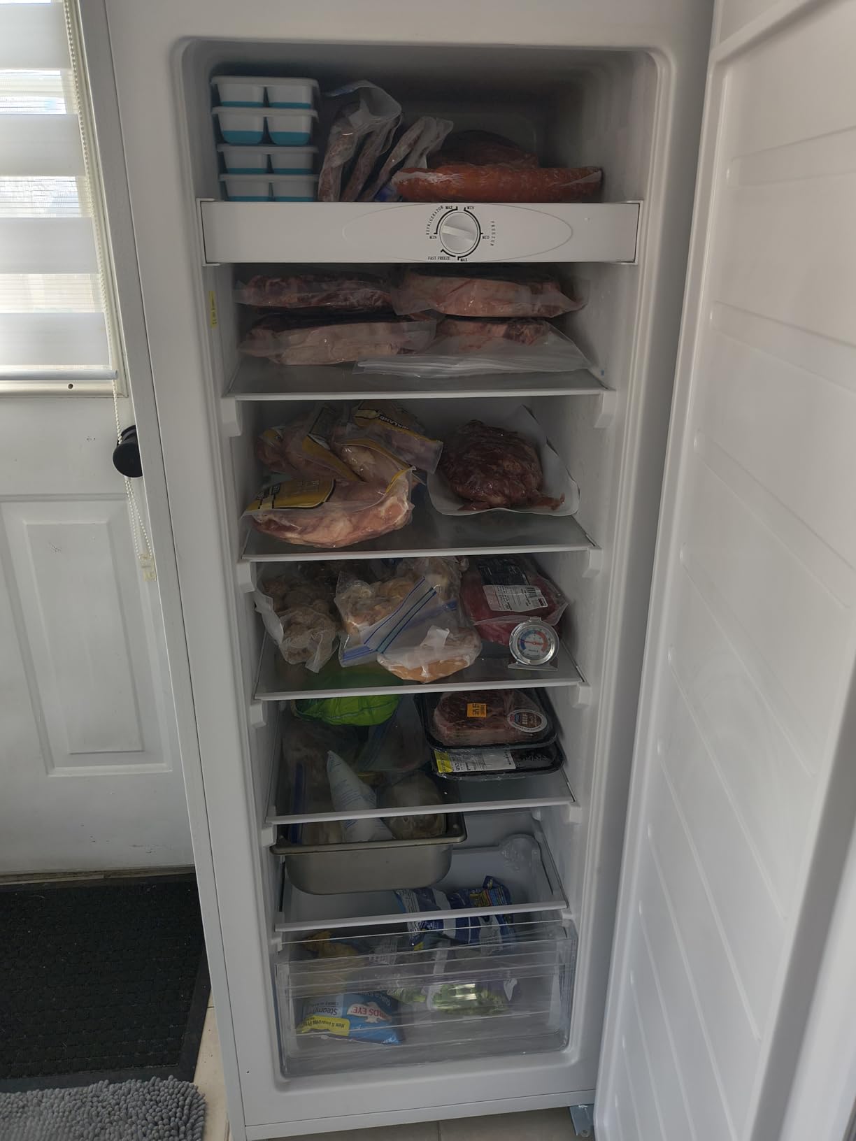 Upstreman 7.0 Cu.Ft Upright Freezer Large Capacity Stand Up Freezer White customer photo 1