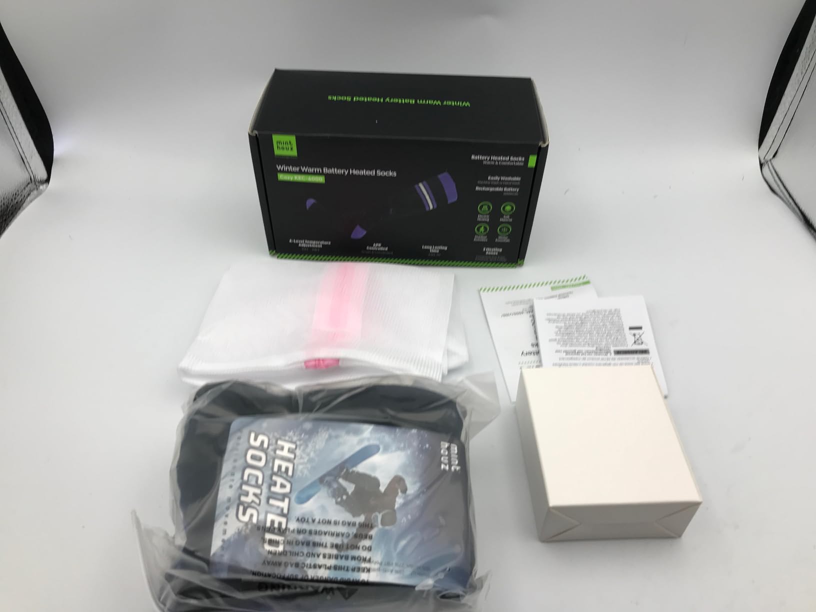 Minthouz Heated Socks for Men Women, 6000mAh*2 Battery Rechargeable customer photo 2