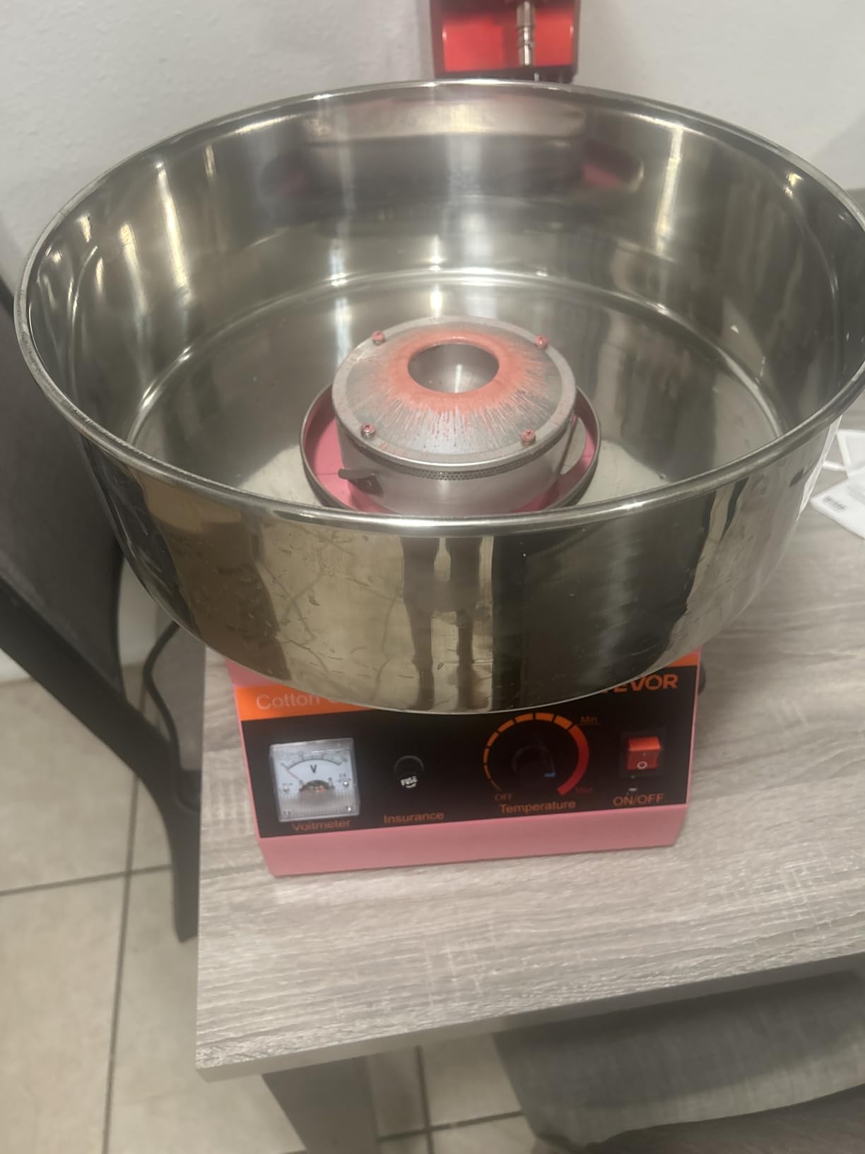 VEVOR Cotton Candy Machine Commercial, 1000W Electric Candy Floss Maker, Easy Use with 15 inch Stainless Steel Bowl and Sugar Scoop, Makes Hard Candy for Home Kids Birthday, Family Party, Pink customer photo 2
