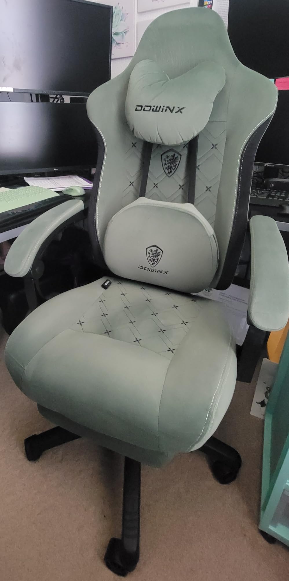 Dowinx Gaming Chair with Heated Massage Lumbar Support, Big and Tall Fabric Gaming Chairs for Adults with Footrest, Ergonomic Computer Game Chair with Pocket Spring Cushions, 350lbs, Black customer photo 2