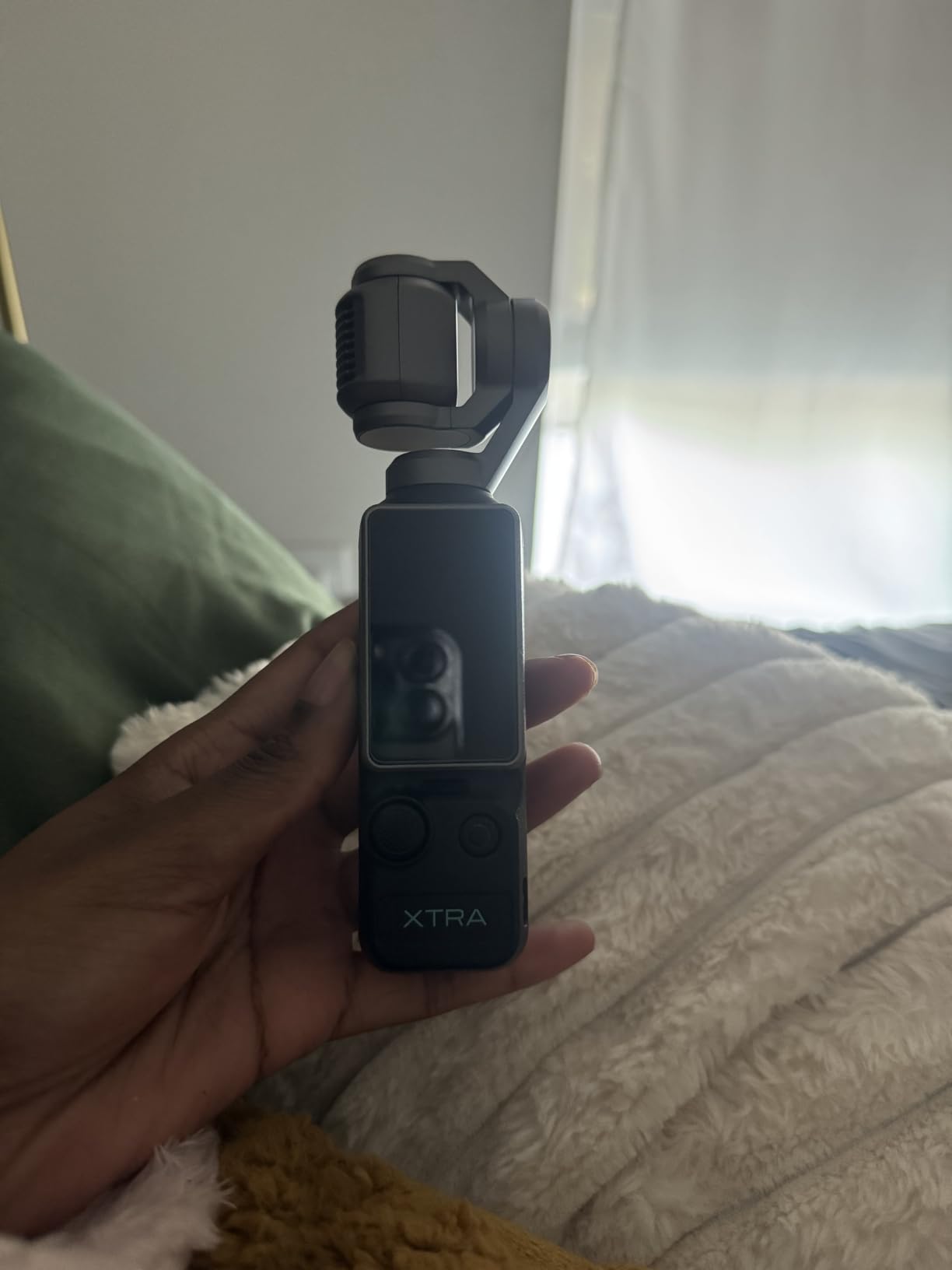 Xtra Muse, Vlogging Camera with 1'' CMOS & 4K/120fps Videos, Pocket Camera with 3-Axis Gimbal Stabilizer, Fast Focusing, Face/Object Tracking, Digital Video Camera for Photography customer photo 1