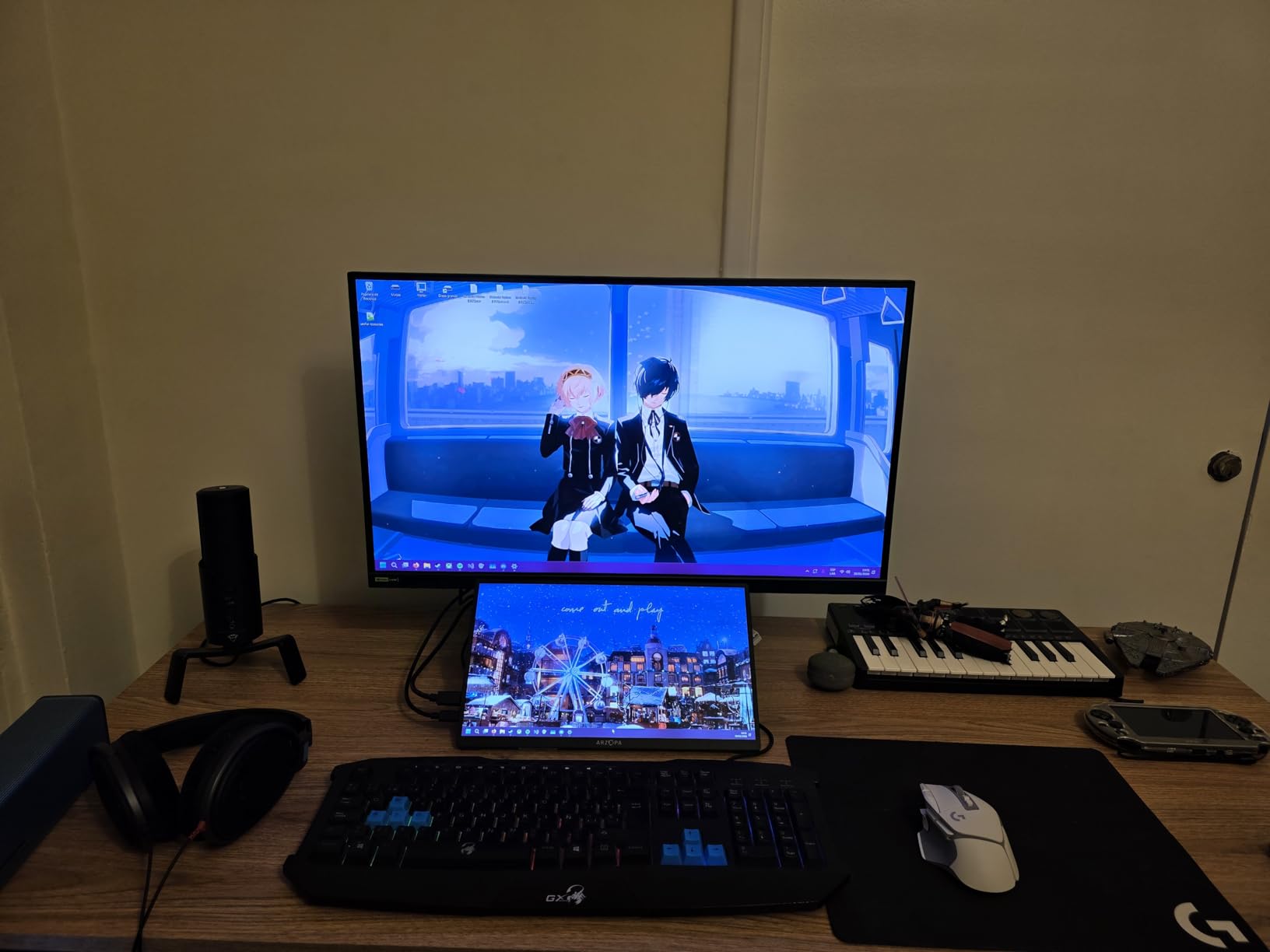 27G640A-B 27-inch Ultragear QHD (2560 x 1440) IPS Gaming Monitor, 300Hz, 1ms, NVIDIA G-Sync, AMD FreeSync Premium, VESA DisplayHDR 400, HDMI 2.1, USB Type-C, Tilt/Height/Swivel/Pivot Stand customer photo 2