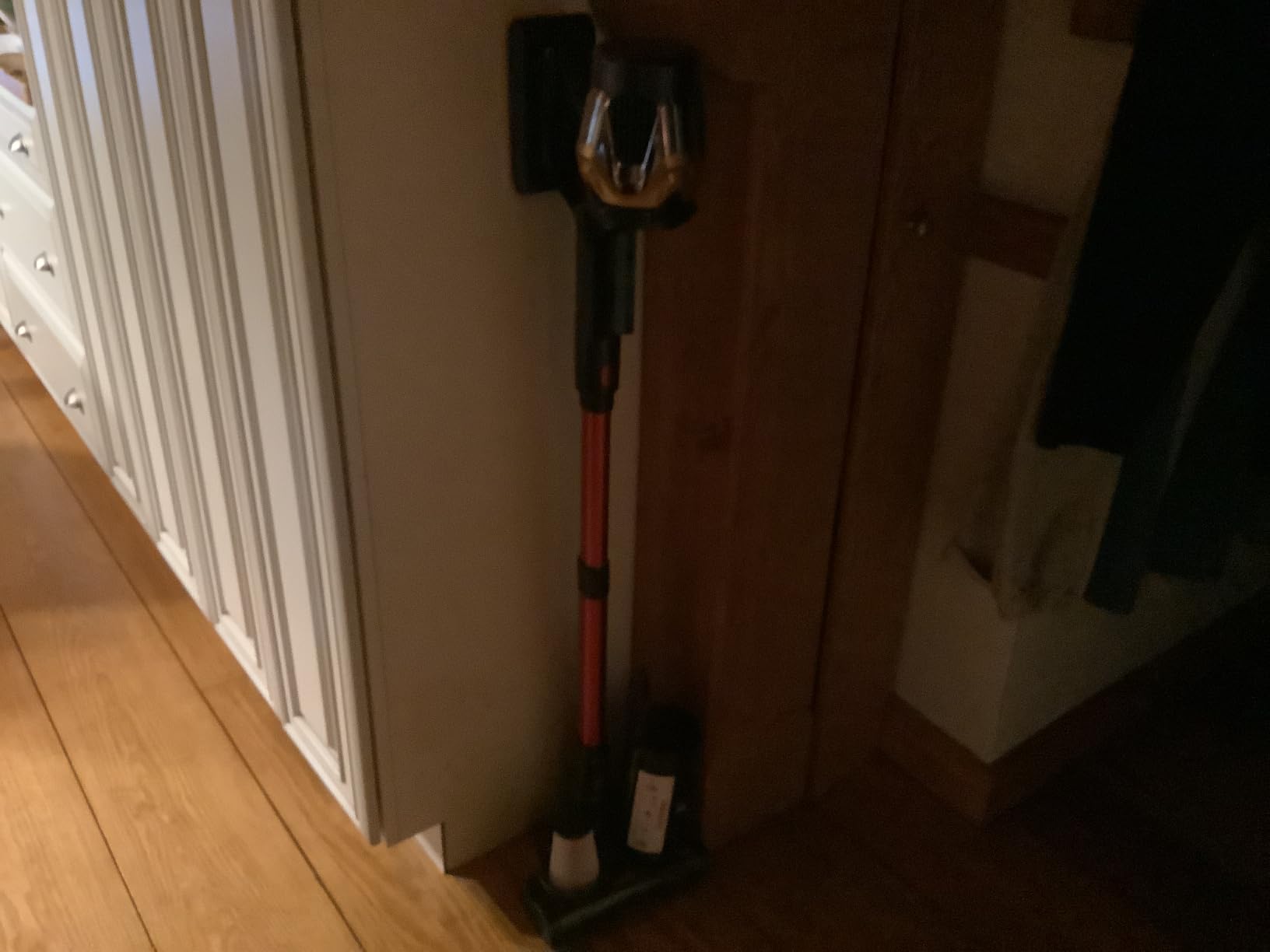 Cordless Vacuum Cleaner, Upgraded 55KPA 650W 70Mins Stick Vacuum with Hurricane Mode, Self-Standing, Touch Screen, 1.8L Dust Cup, Anti-tangle Wireless Vacuum, Vacuum Cleaners for Home/Pet Hair/Carpets customer photo 1
