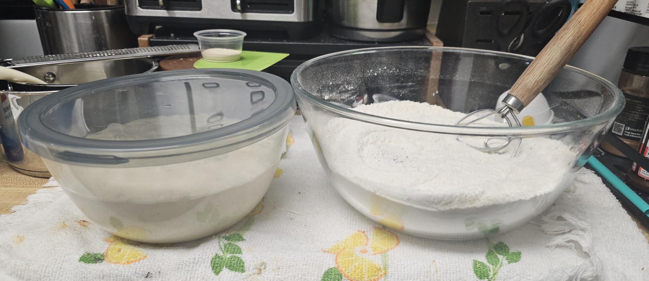 Glass Mixing Bowls with Lids Set of 5(4.78QT,2.2QT,1.7QT,1.1QT,0.85QT),Thick Glass Nesting Bowls for Kitchen Baking,Cooking Prep,Storage,Serving,Large Salad Bowls,Dishwasher Microwave Freezer Safe customer photo 1