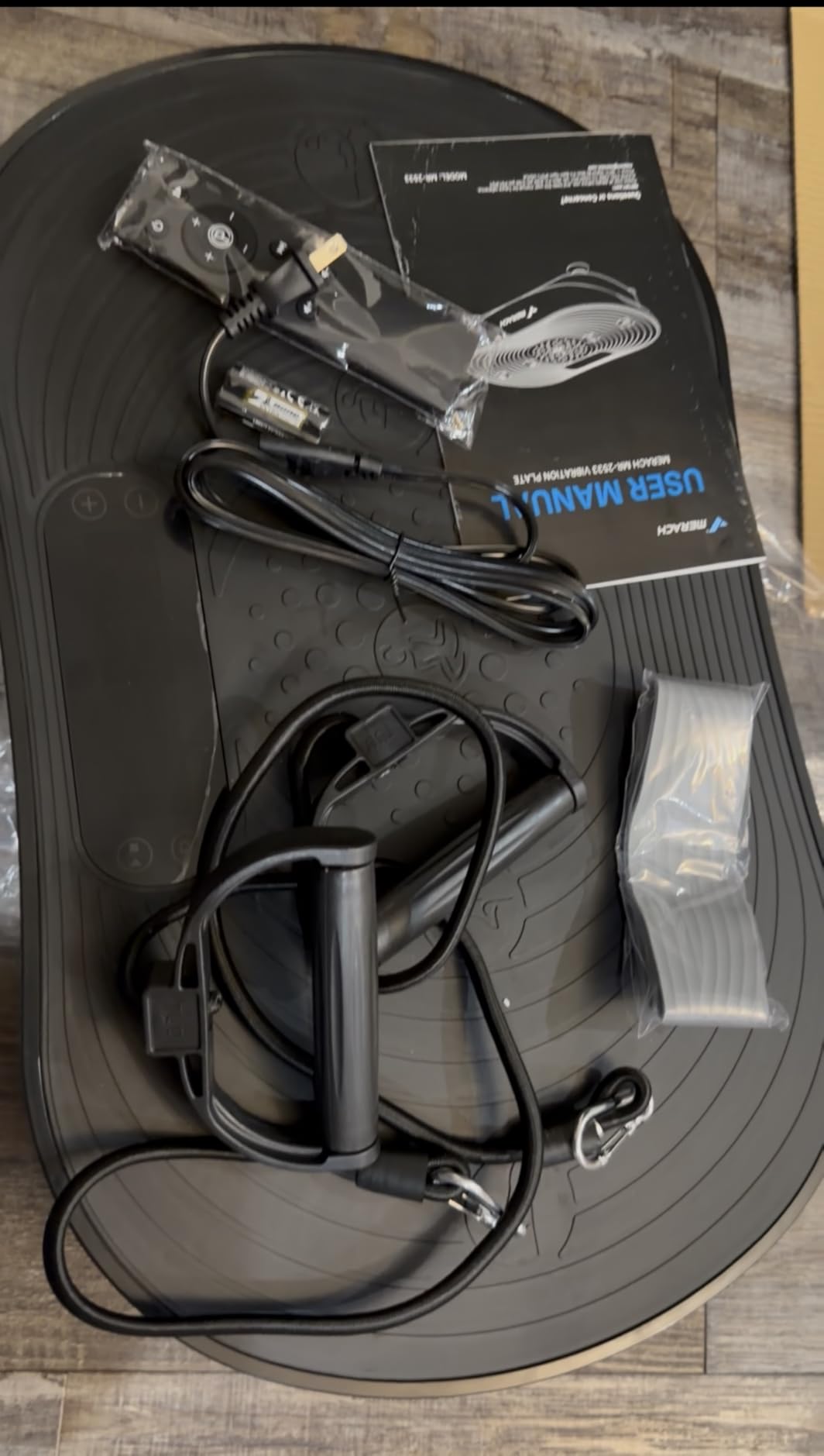 Merach V33 Pro Vibration Plate Exercise Machine with Touchscreen, 99 Speeds | Resistance Bands, Bluetooth, 350lbs Capacity, Vibration Platform for Lymphatic Drainage, Home Full Body Fitness Equipment customer photo 1