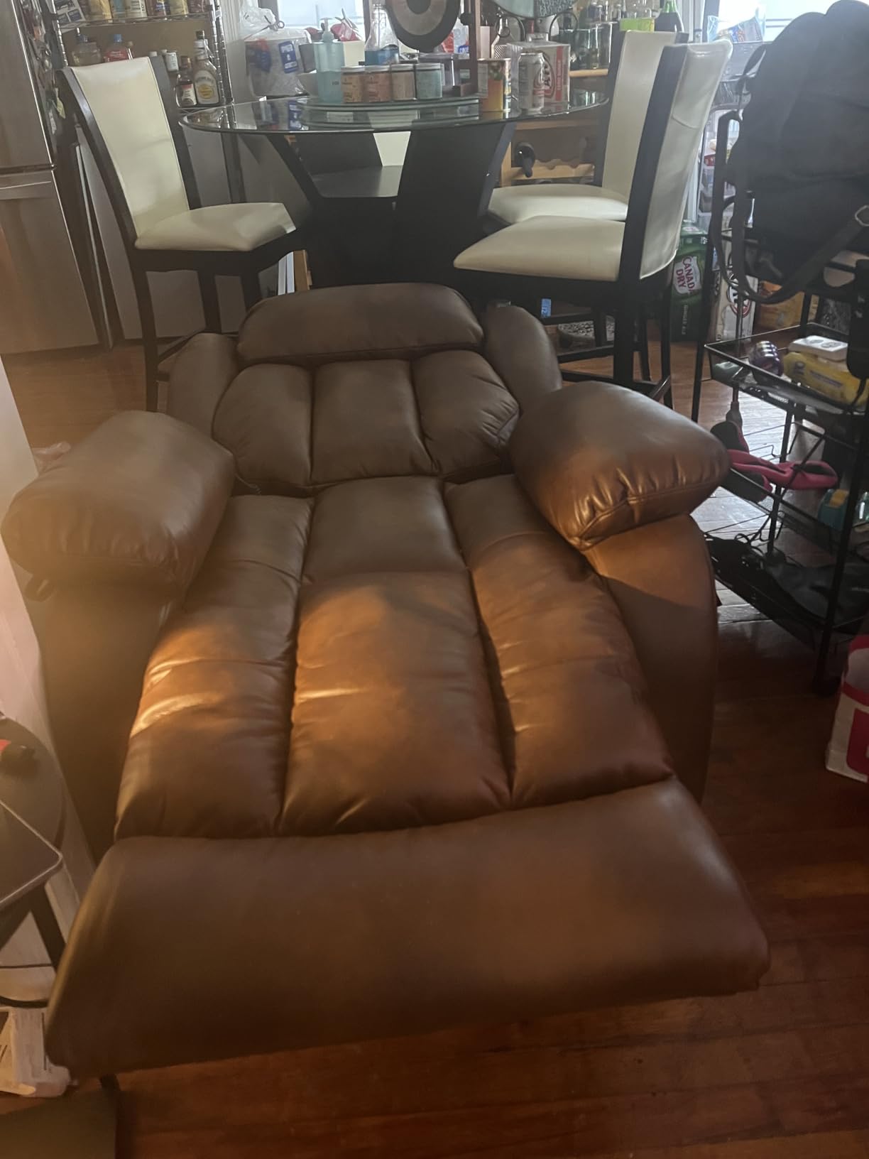 TEKAMON Power Lift Recliner Chair for Elderly with Heat & Massage, Dual Motor Breathable Leather Recliner, Lay Flat Sleeping Chairs with Infinite Position customer photo 1
