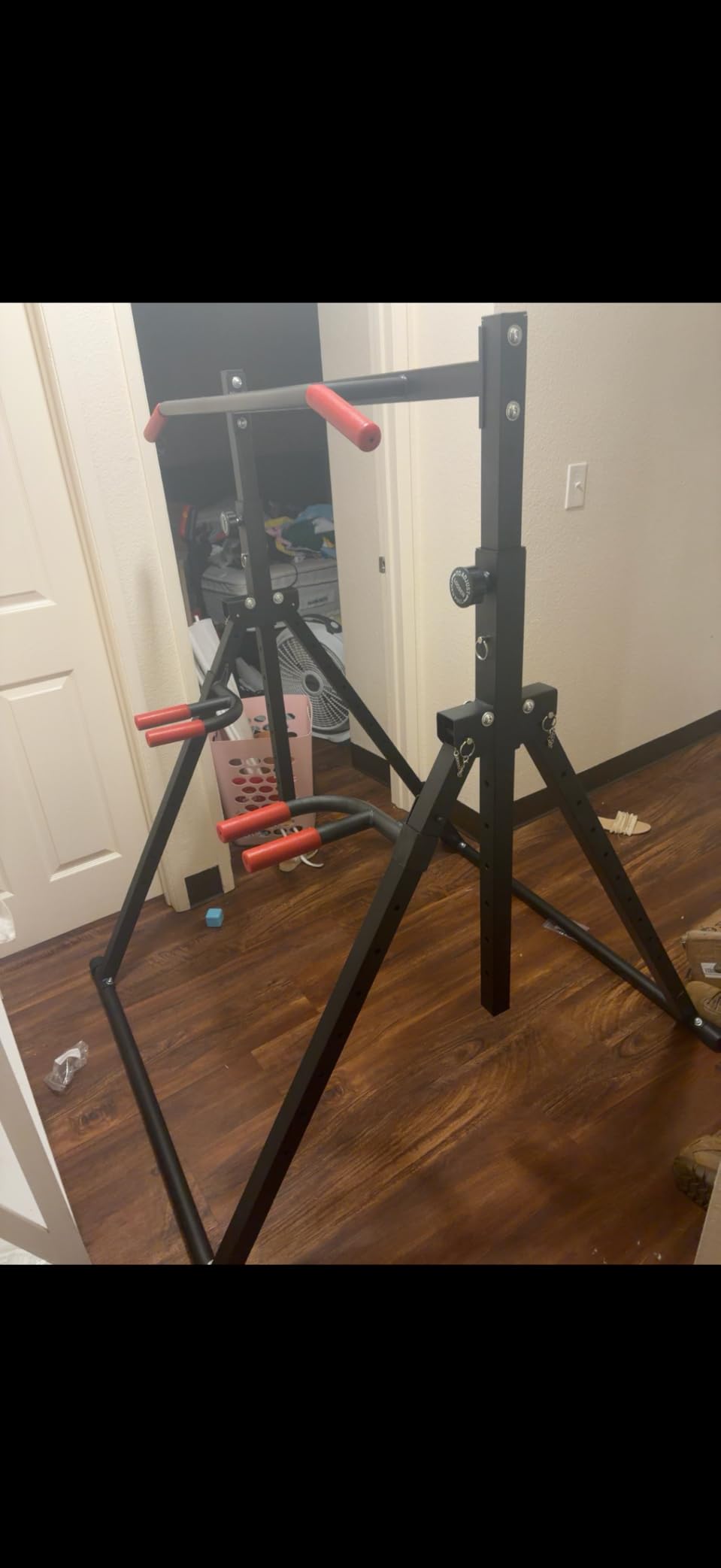 SERTT Foldable Power Tower Dip Station for Pull Ups, Dips & Push Ups, Upgraded Free Standing Pull Up Bar Station, Multi-function Workout Equipment for Home Gym Strength Training, Support 440LBS customer photo 1