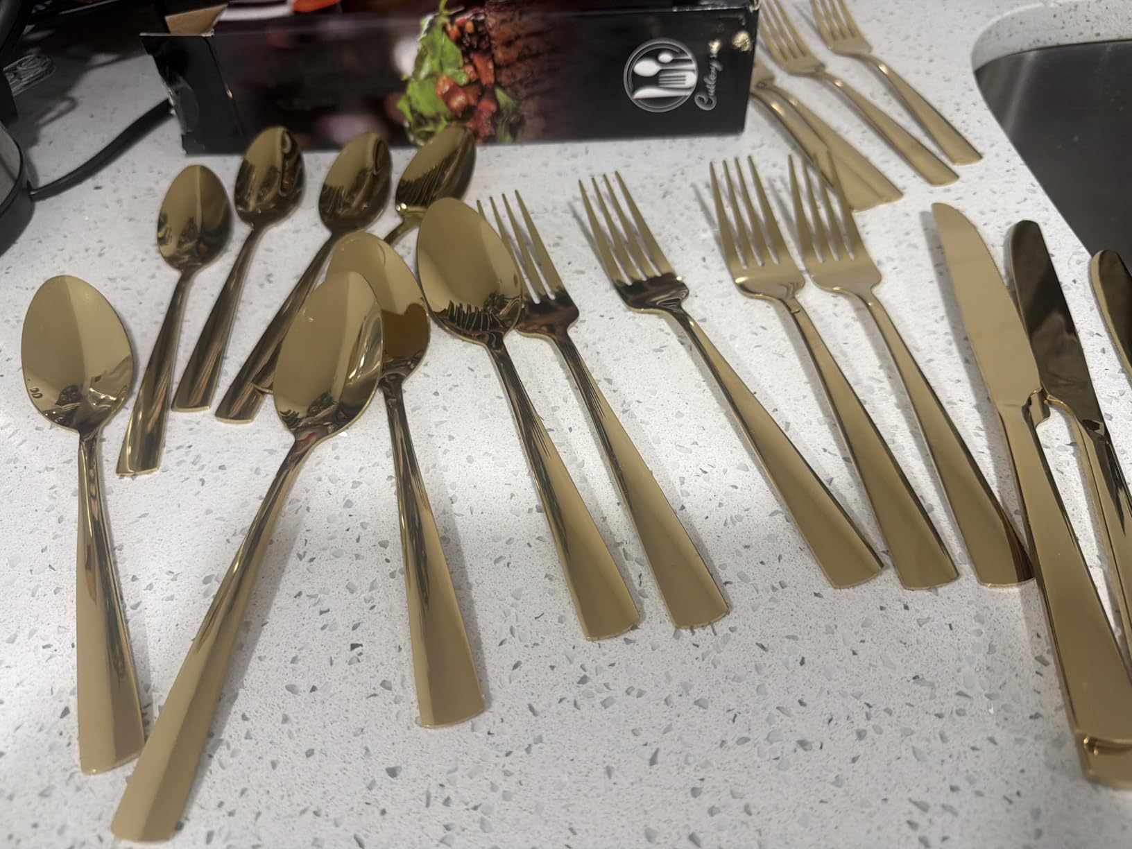 Stapava 40 Pcs Black Silverware Set, Food-Grade Stainless Steel Flatware Set for 8 Mirror Polished Cutlery Utensil Sets Include Dinner Knives Spoons and Forks Set Dishwasher Safe for Home Restaurant customer photo 1
