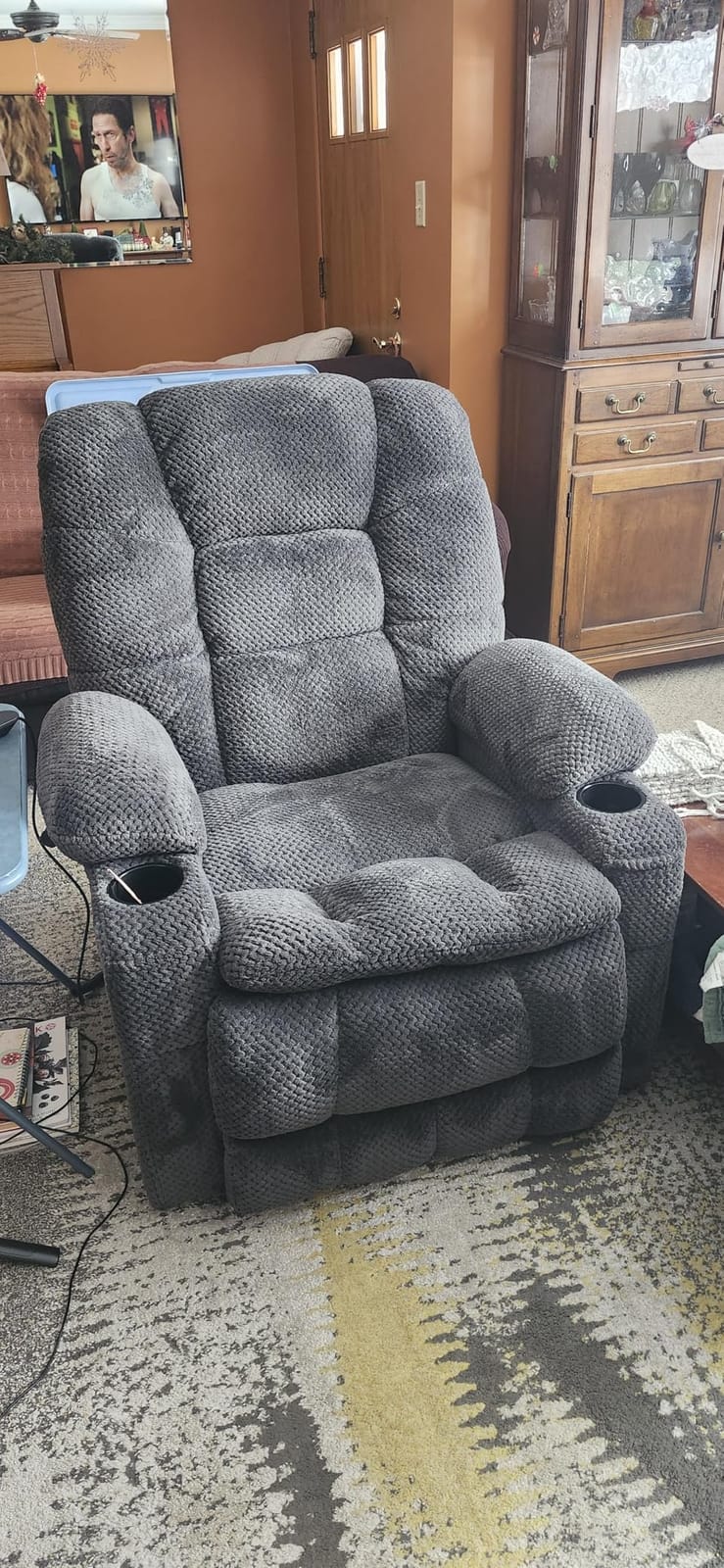 EONIX Large Dual Motor Lay Flat Power Lift Recliner Chair, Massage & Heat | Independently Controlled Backrest & Extended Footrest, Lumbar Pillow, Cup Holders, Charging ports, Plush, Gray customer photo 2