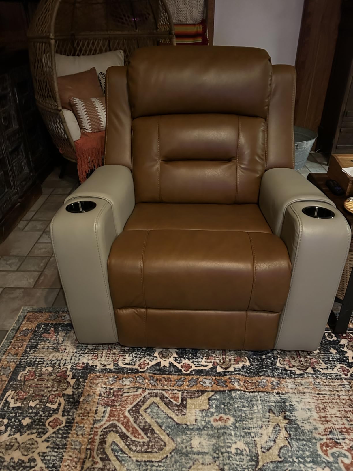 Watson & Whitely Oversized Genuine Leather Power Recliner Chair, Navy Blue | Extra-Wide Lay Flat Recliner for Big and Tall, Power Headrest, Cup Holders, Electric Reclining Sofa for Living Room customer photo 1