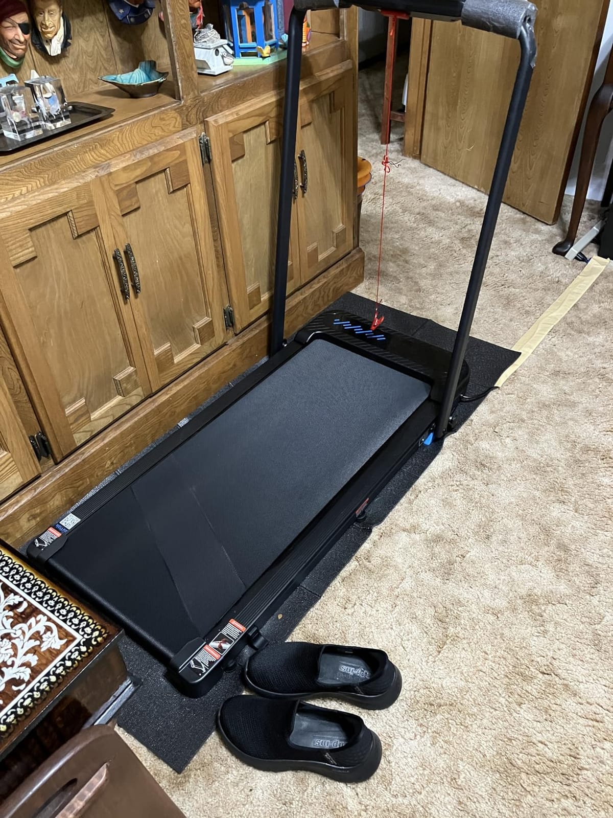 WELLFIT Folding Treadmill for Home, Walking Pad with Incline and Handle Bar | 350+lbs Capacity, Under Desk Treadmill for Home Small Office, Low Noise Treadmills with Smart Voice Control customer photo 2