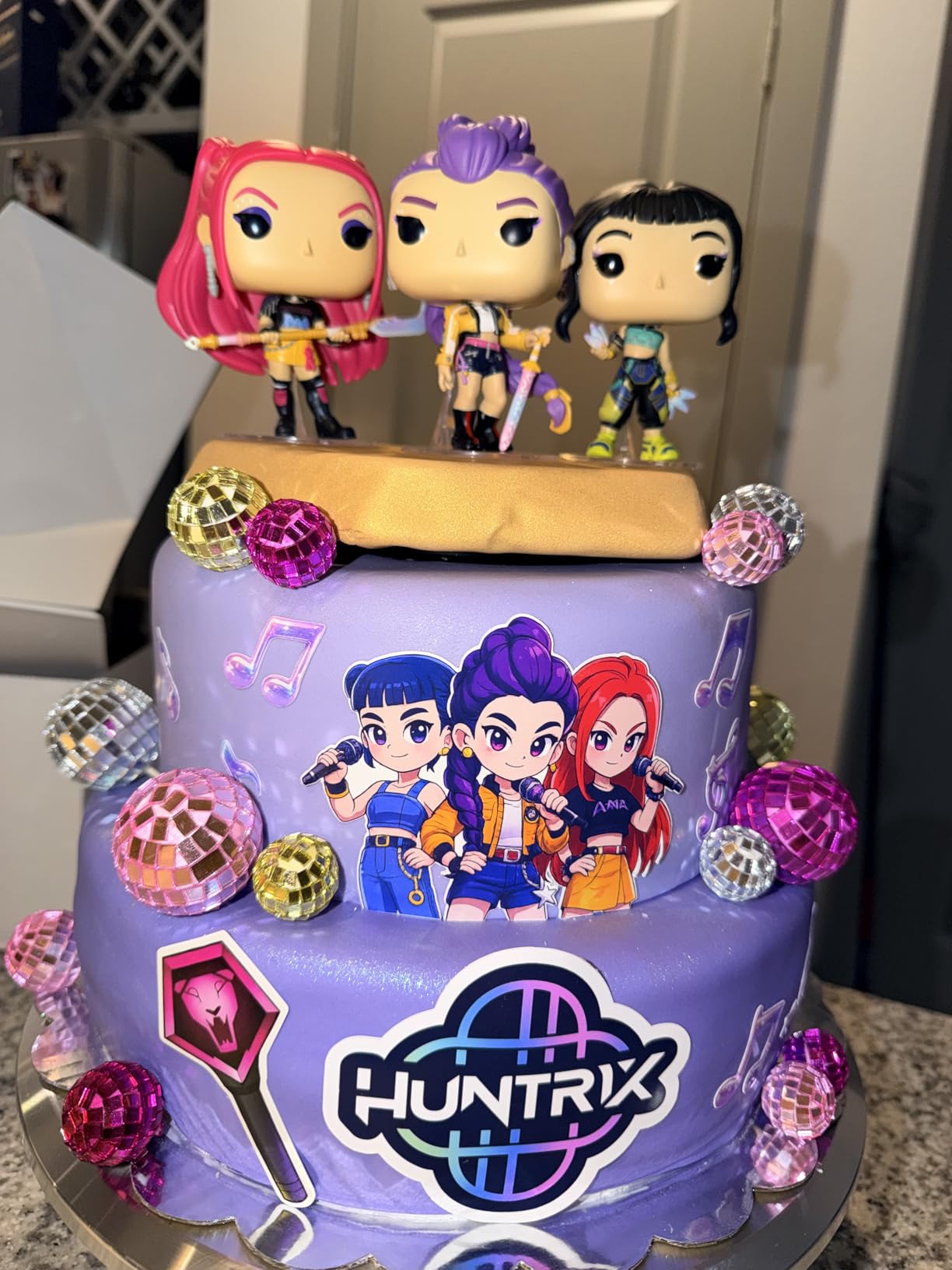 Pop! Kpop Demon Hunters - Set of 3 Huntr/x - Rumi, Mira and Zoey Vinyl Figures Bundled with Box Protector customer photo 2