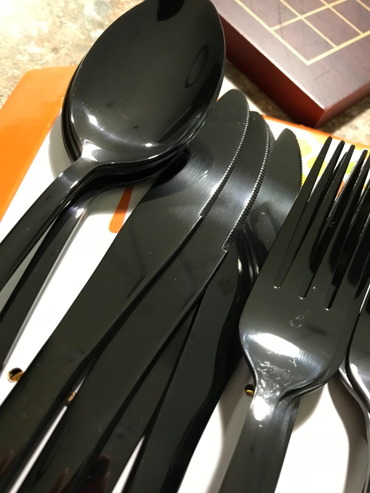LIANYU Silverware Flatware Set for 8, 40 Piece Stainless Steel Cutlery Set customer photo 2