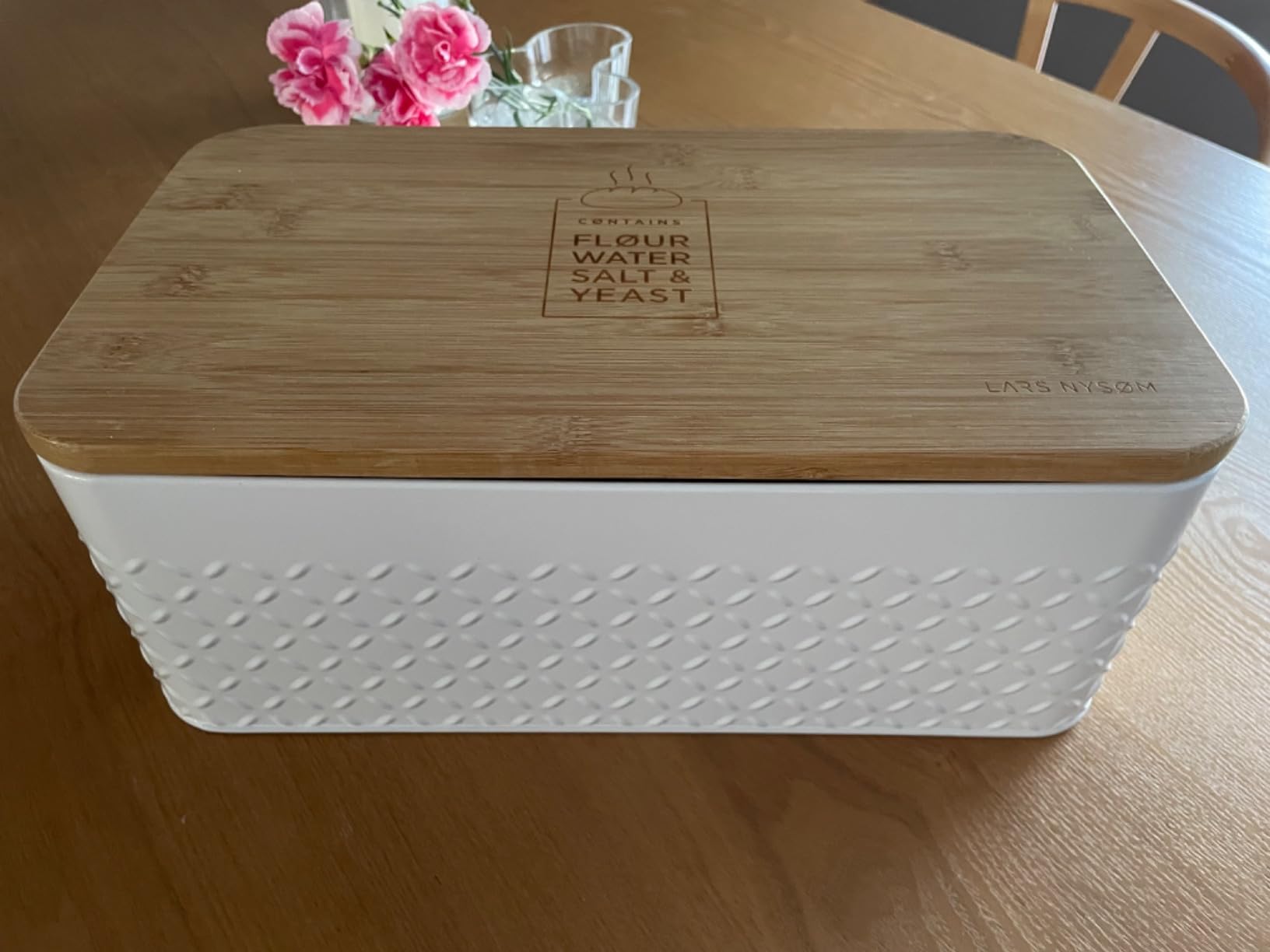 LARS NYSØM Bread Box I Metal bread box for long lasting freshness with non-slip pads I Baked goods Bin with bamboo lid usable as cutting board I 13.6x7.3x6.2in (Sage Green) customer photo 1