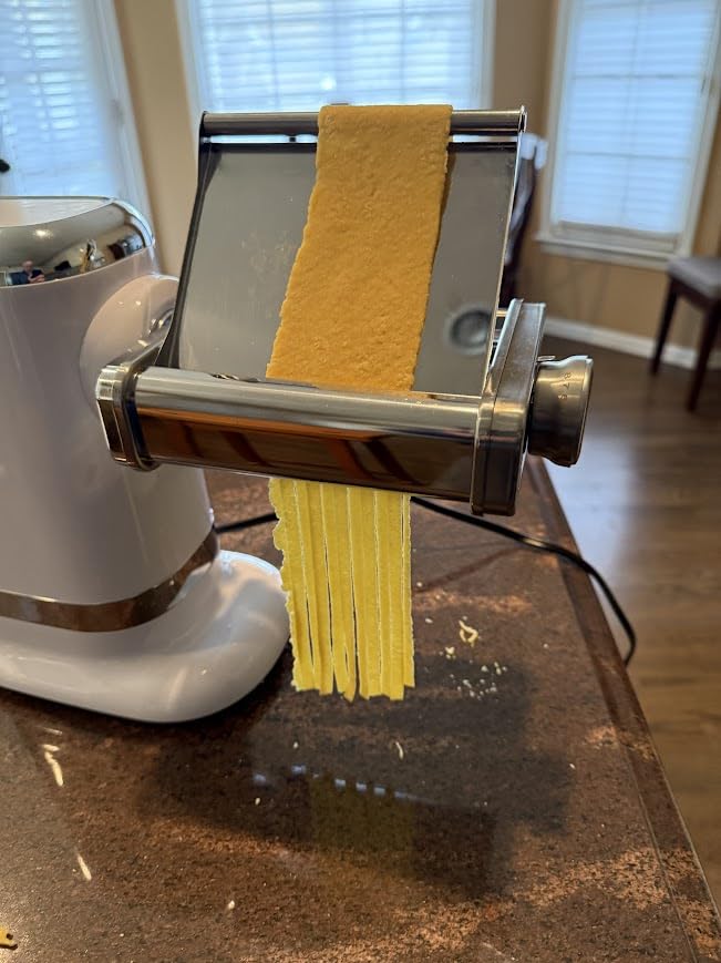 GVODE Electric Pasta Maker Machine, 3-in-1 Roller & Cutter, 700W | 8 Thickness Settings (0.4-2 mm), Stainless Steel Sheet Roller, Fettuccine & Spaghetti Cutters, 2 Speeds, Reverse & Brush customer photo 2