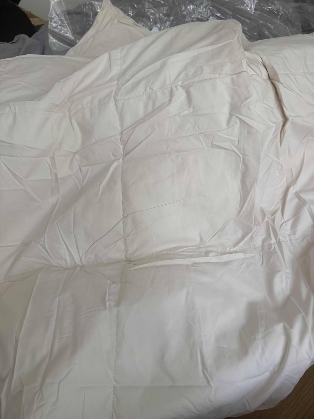 Pacific Coast Lightweight Goose Feather Down Fiber Comforters Queen Size, Summer Duvet Insert, Ultra Soft, Breathable, Hotel Luxury Bedding Comforter with 8 Tabs, White, 90 x 90 inches customer photo 2
