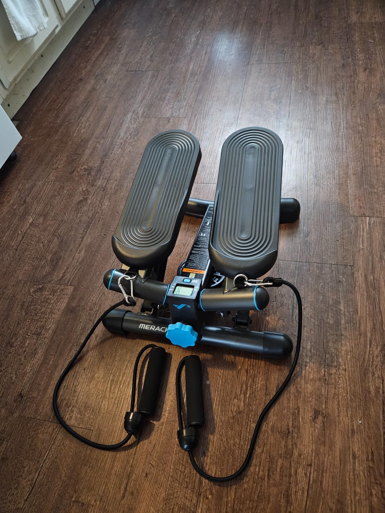 MERACH New 3-in-1 Mini Stepper with Large Stride & Shock Pad Design customer photo 1