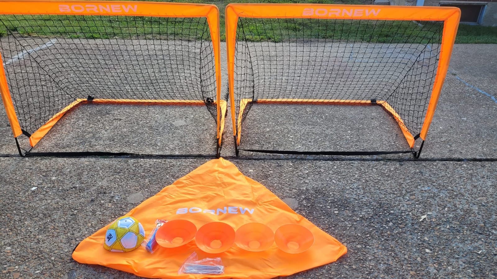 Soccer Goal - Backyard & Indoor 7X5 / 6X4 / 4X3 ft Soccer Goals customer photo 1