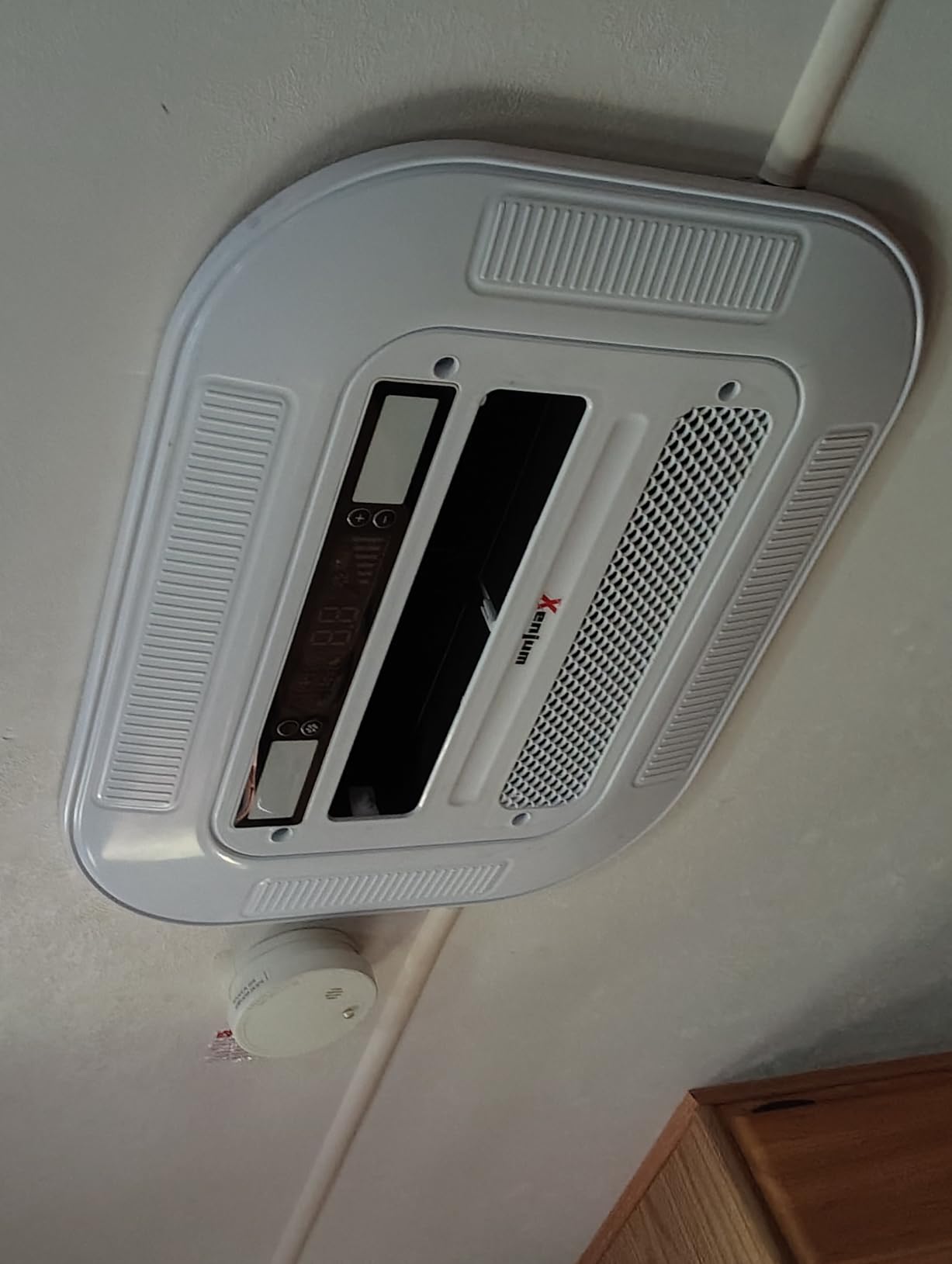 12V RV Air Conditioner with Heater, 11000BTU ONLY-43LBS Camper AC Unit, Ultra-Low Energy Use, 12 Volt DC Battery Powered Quiet AC for Off-Grid Camping, RVs, Vans, Trucks, Trailers (w/heater) customer photo 1