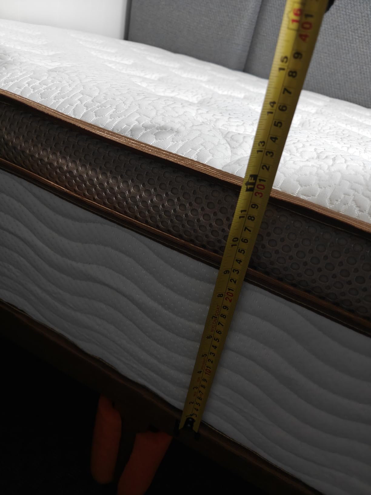 BedStory Firm Queen Size Mattress, 12 Inch Hybrid Queen Mattress in a Box customer photo 2