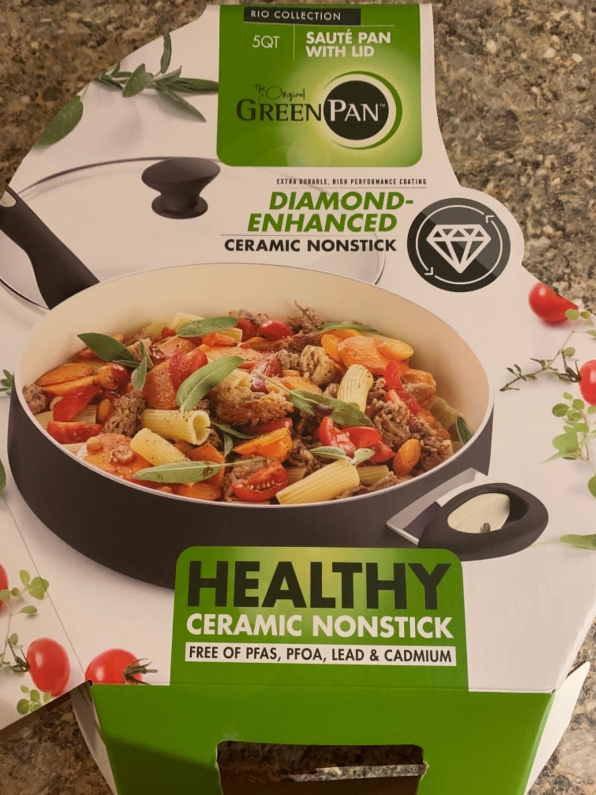 GreenPan Rio Advanced 5QT Saute Pan With Tempered Glass Lid, 5QT Ceramic Nonstick pan with Helper Handle, PFAS-Free, Induction Ready, Dishwasher and Oven Safe, Black customer photo 2