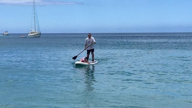 SereneLife XL Inflatable Stand Up Paddle Board - Extra-Wide, Pet & Family-Friendly SUP for Adults, Kids & Pets - Non-Slip Deck, Stable Design, Premium Accessories - 350/440/485 lbs Capacity customer photo 1