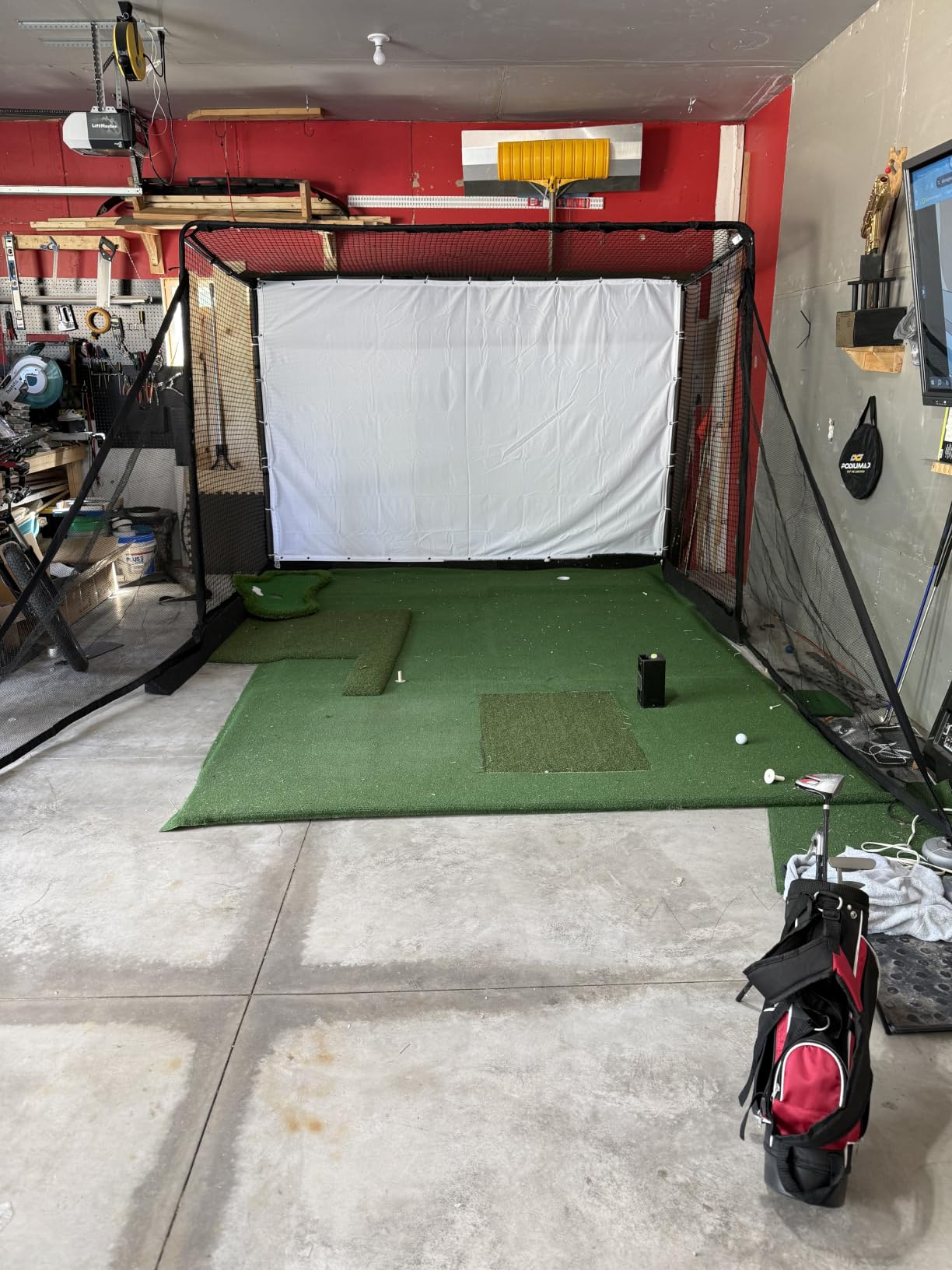 2 in 1 Golf Simulator Net System, 10 x 8ft Golf Practice Net Hitting Net with 4K-Ready Impact Screen, Target Cloth, Foam-Padded Steel Frame Cage, Hitting Mat and Balls for Indoor and Outdoor Practice customer photo 1