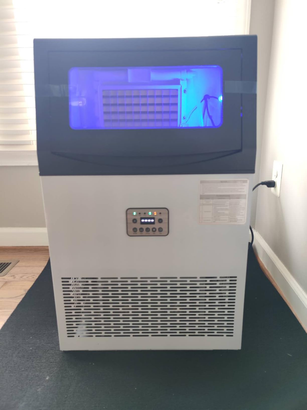 Mountman Commercial Ice Maker, 110lbs/24H, 36 Cubes in 14 Mins, Stainless Steel Ice Machine with 33lbs Storage Capacity, Self-Cleaning, Water Filter, Under Counter/Freestanding Ice Maker for Cafe, Home customer photo 1