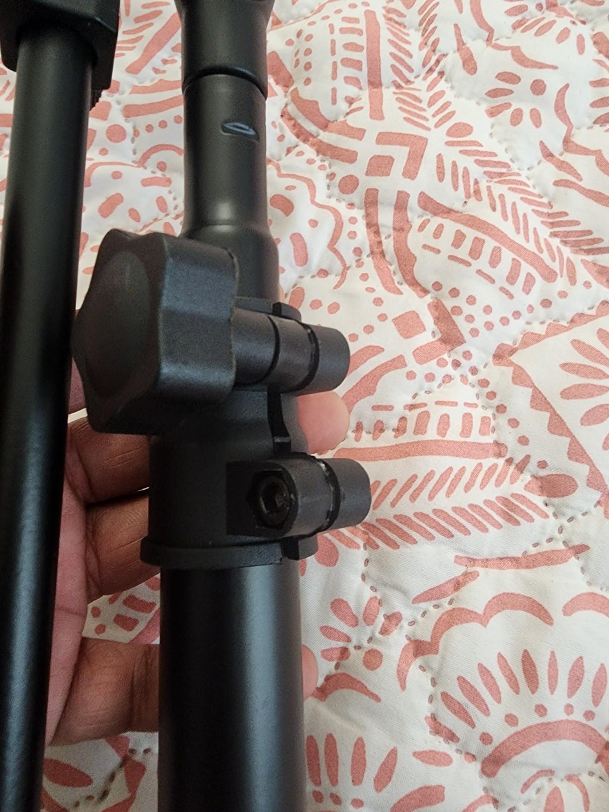 Pyle Heavy Duty Microphone Stand-Height Adjustable from 51.2'' to 78.75'' Inch High w/Extendable Telescoping Boom Arm 29.5'' and Stable Tripod Base-Clutch in T-Bar Adjustment Point PMKS56 customer photo 2