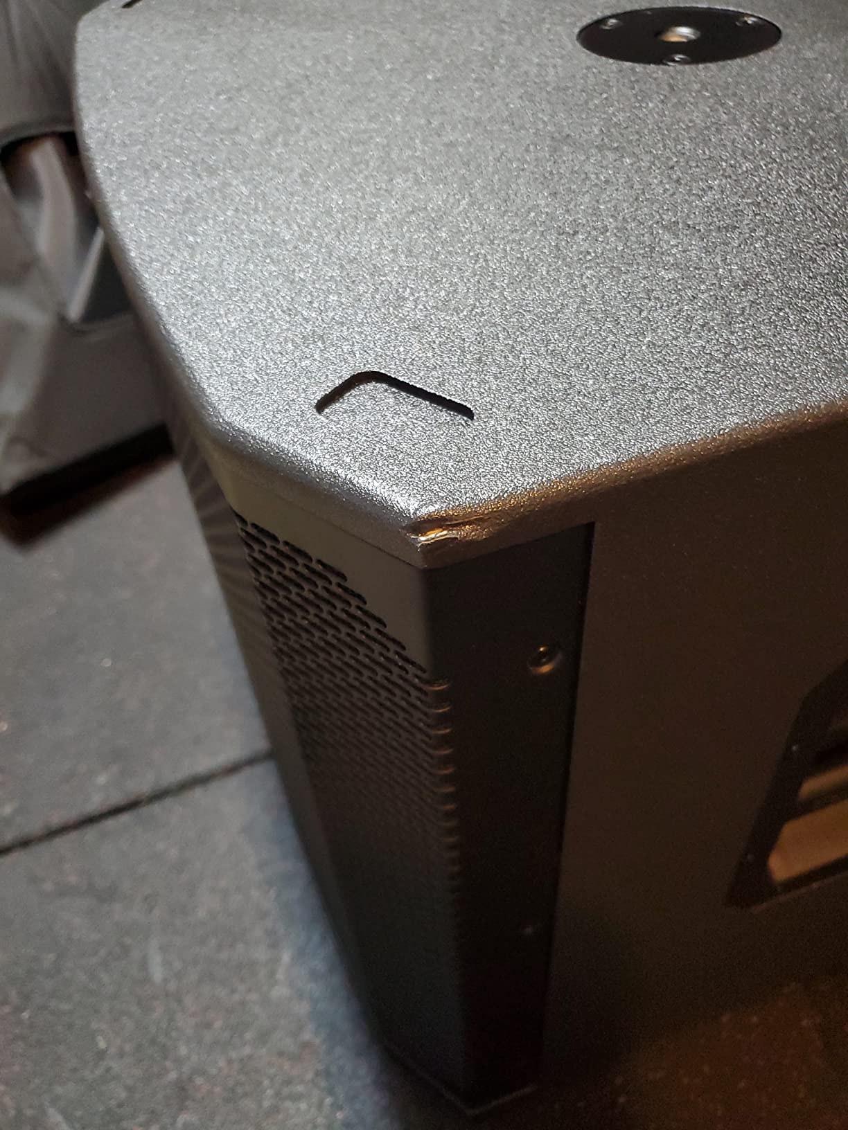 Electro Voice Ekx 18sp 18 1300W Powered Subwoofer, Cardioid (Black) customer photo 1