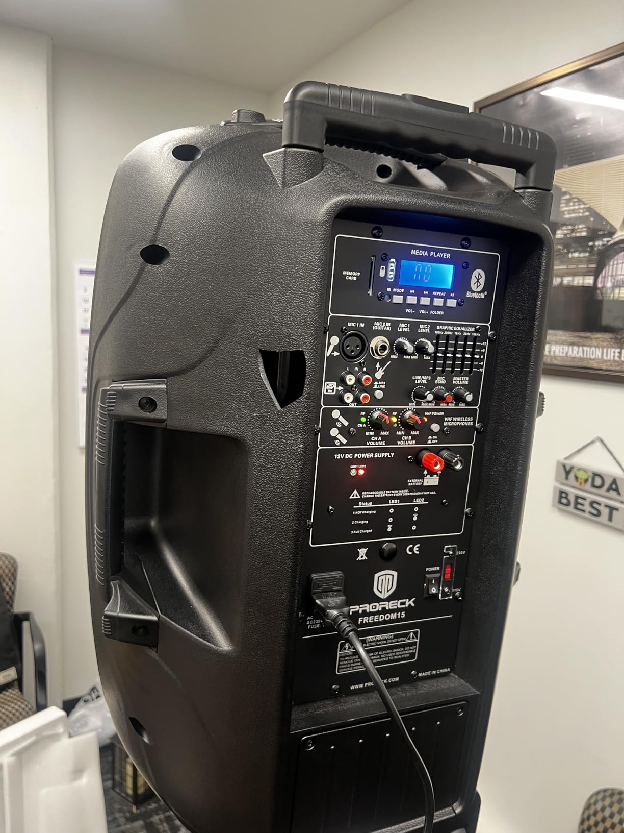 PRORECK Portable 12 Inch 1200W Powered PA/DJ Speaker System with Rechargeable Battery, 2 Wireless Mics, Bluetooth, USB, SD, FM Radio, Remote, Speaker Stand for Parties, Karaoke, speeches, Outdoor customer photo 1
