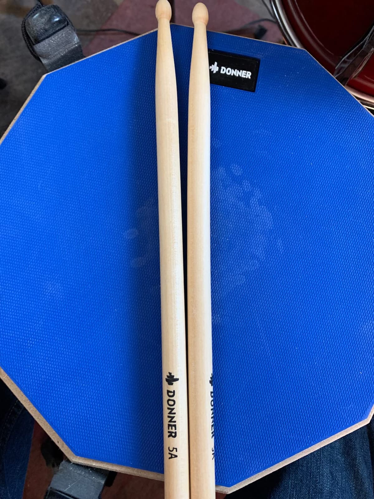 Donner 12 Inches Drum Practice Pad Silent Drum Pad Set Blue 2-Sided With Drum Sticks customer photo 1