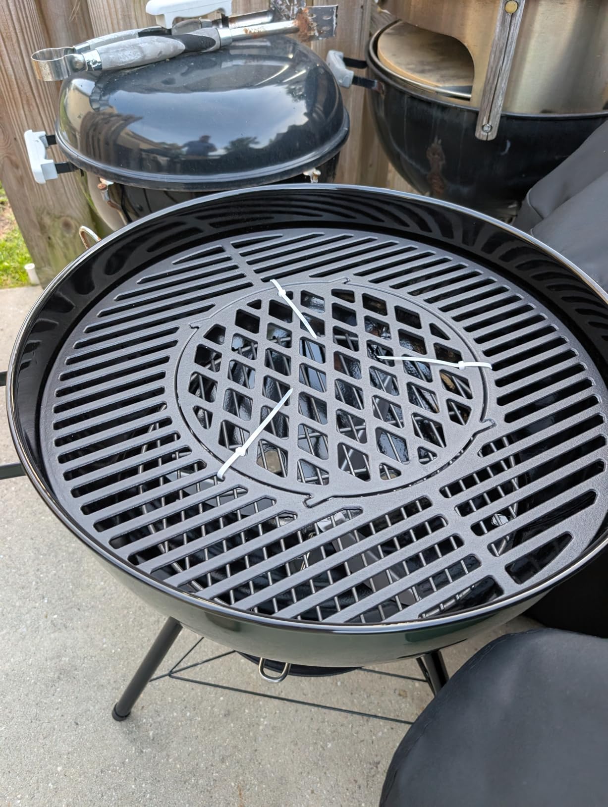 onlyfire 2-in-1 Cast Iron Grill Grate Replacement Weber Gourmet BBQ System customer photo 1
