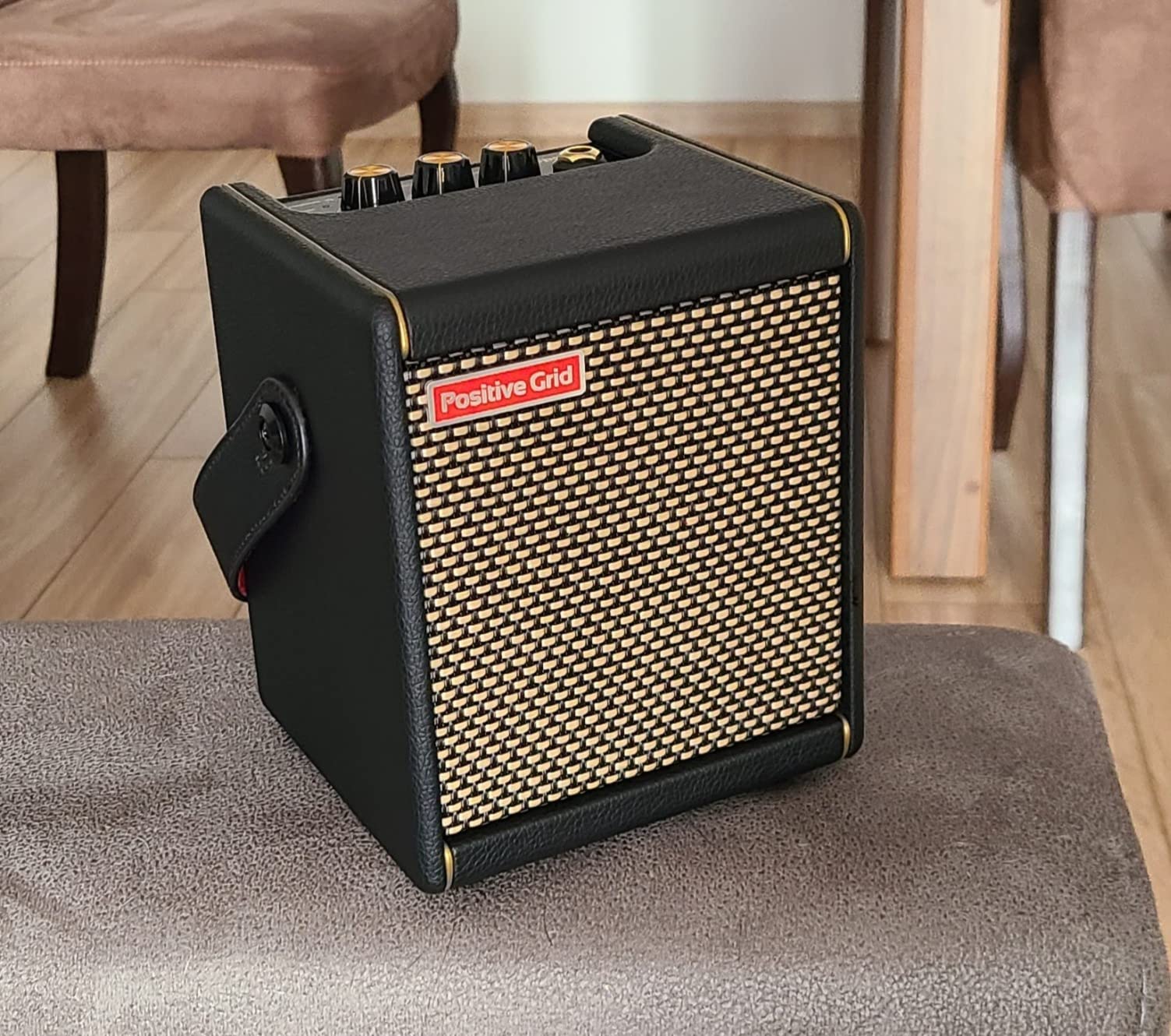 Positive Grid Spark MINI 10W Portable Smart Guitar Amp & Speaker (Black) customer photo 2