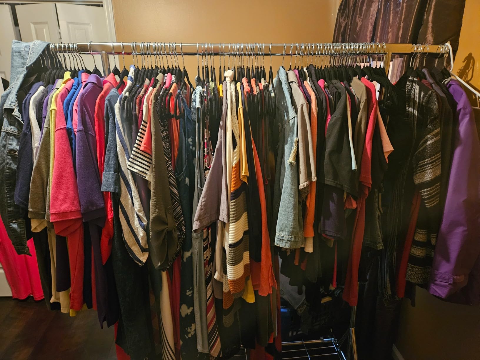 Gewudraw Clothes Rack Heavy Duty 630 LBS Capacity-Rolling Clothing Rack customer photo 1