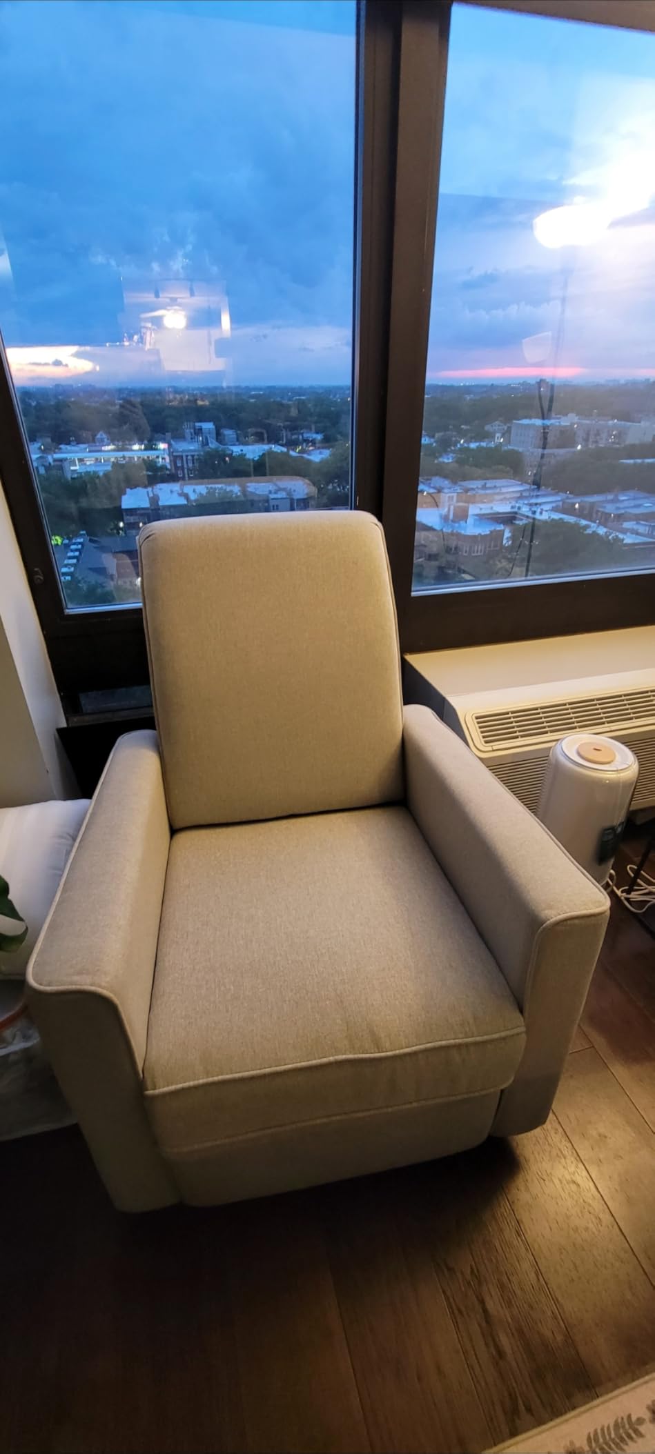 Evolur Raleigh Upholstered Manual Glider Recliner– Rocking & 360° Swivel with Smooth Glide – Greenguard Gold & FSC Certified – Modern Nursery and Living Room Chair in Light Sand customer photo 1