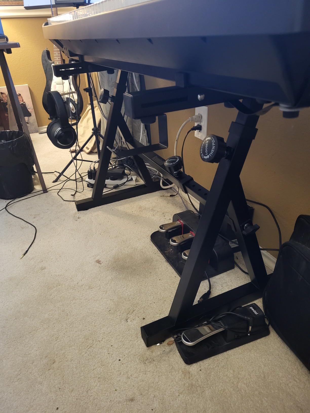 Keyboard Stand Piano Duty Stand Z Style Adjustable Keyboard Holder Piano customer photo 1