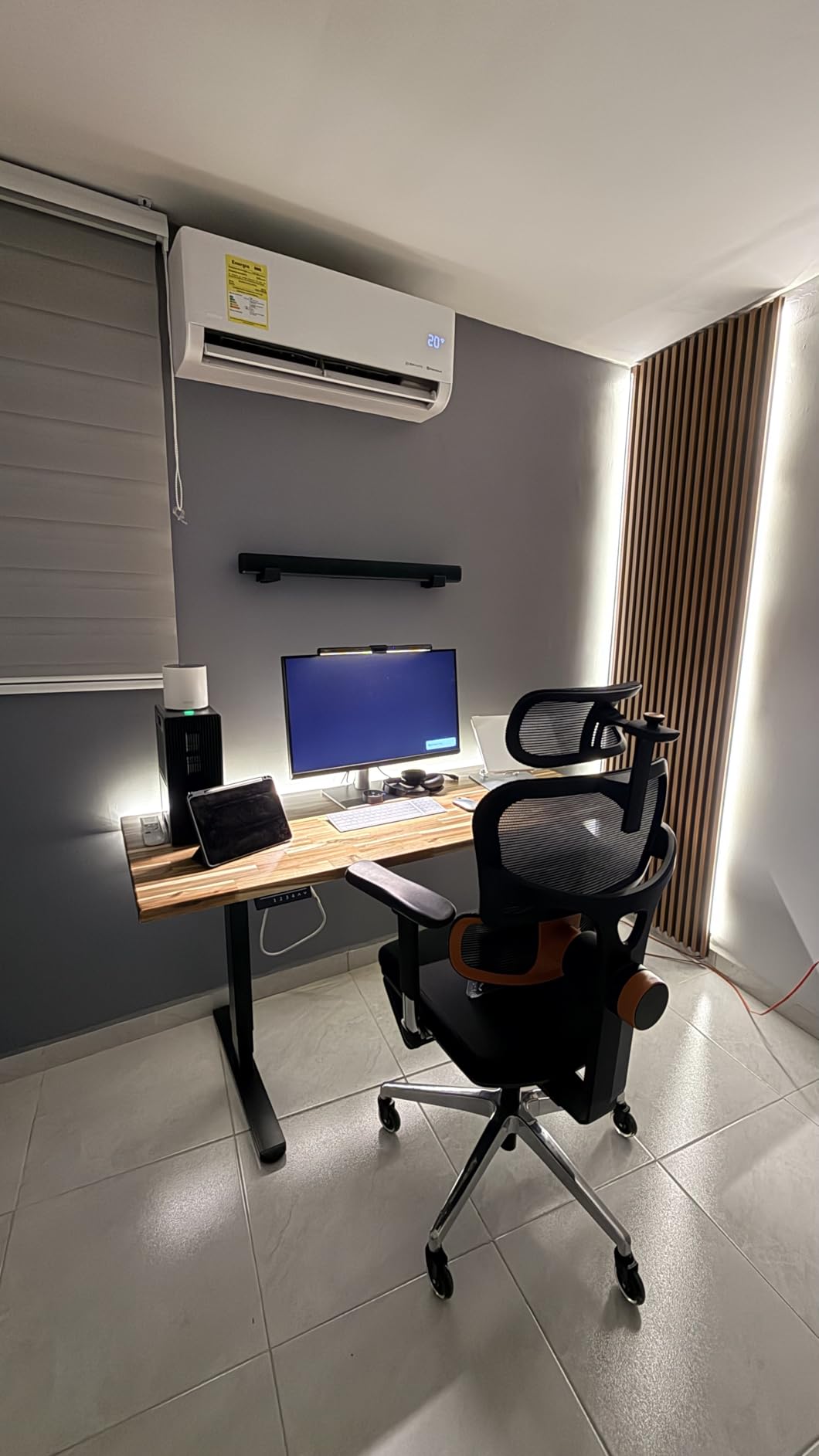 HUANUO 3-Stage Standing Desk Frame with Double Crossbeam,Black Frame Only customer photo 2