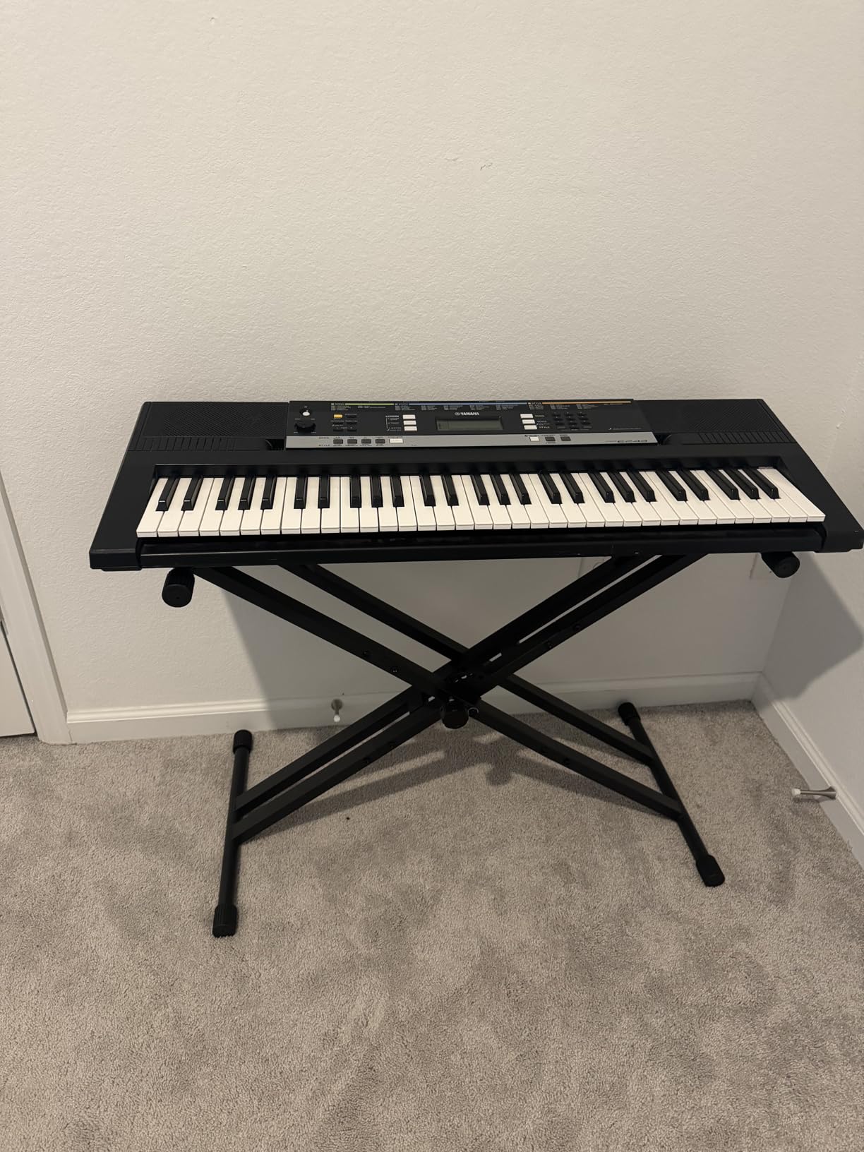 GLEAM Keyboard Stand, Iron Digital Piano Stand with Locking Straps - Heavy Duty, Double X Style, Fits 54-88 Key Electric Pianos, DJ, Turntables, Synths and Midi Keyboards. Load Capacity 100LB customer photo 2