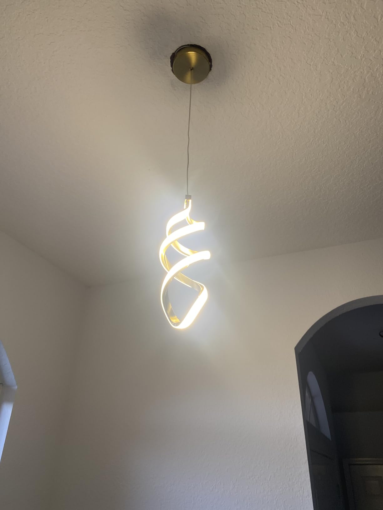 Modern Led Pendant Light Fixture, 45W Black Spiral Led Chandelier Hanging Lamp, 4500K 3 Light Cluster Pendant Lighting, Adjustable Height Pendant Light for Dining Room Bedroom Kitchen Island (3 Light) customer photo 1